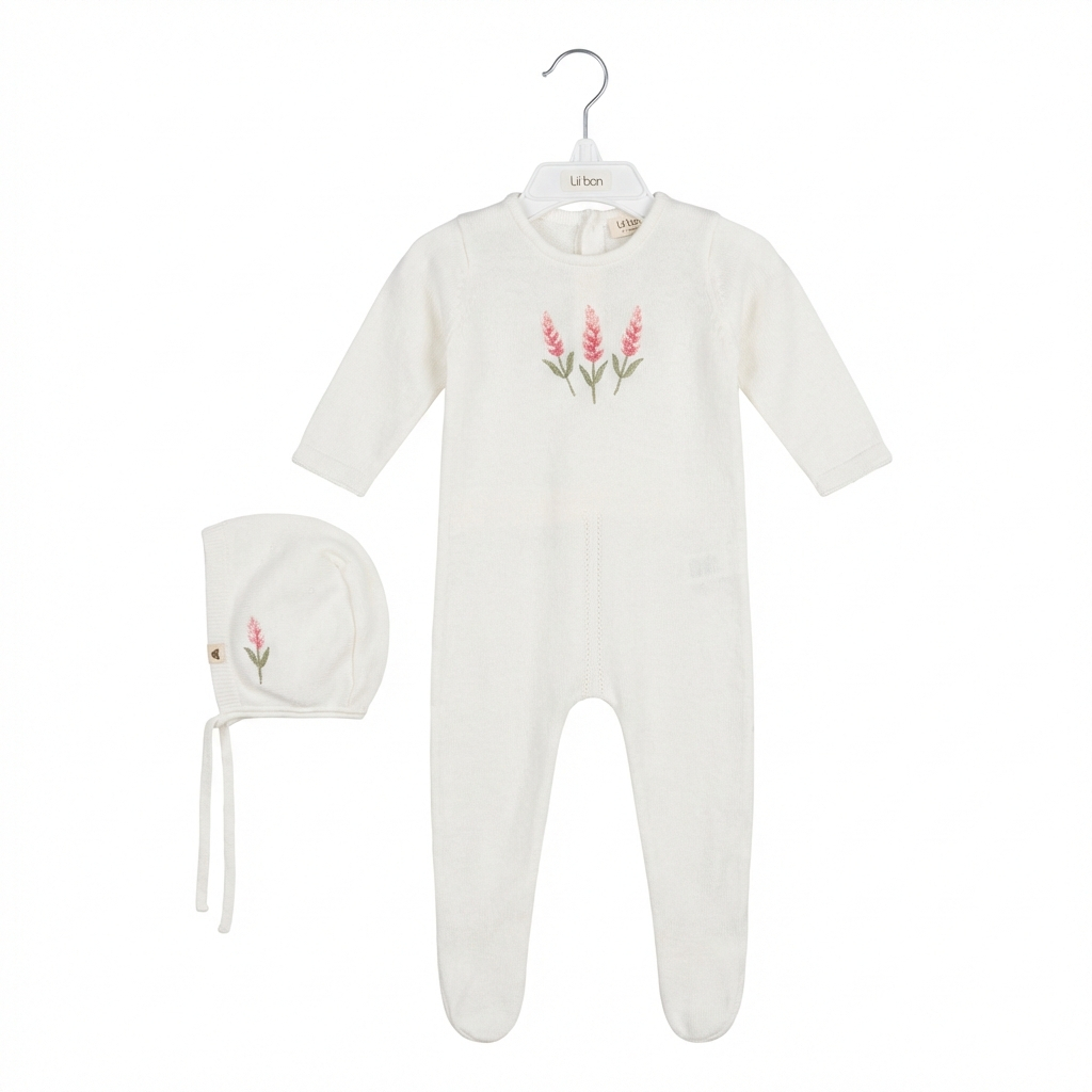 אוברול סריג צבע שמנת פרח רקמה לבנדר ורוד